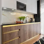 Apartament 아파트