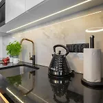 Apartament *