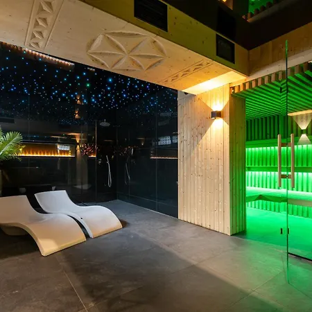 Tatraholiday - Apartament Makuszynskiego Lux & Spa Apartmán